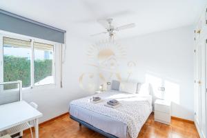 CYV Simple living near beach w pool in Fuengirola