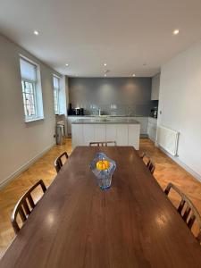 Stunning Duplex Green st