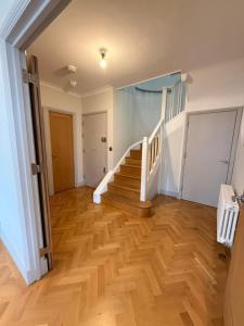 Stunning Duplex Green st