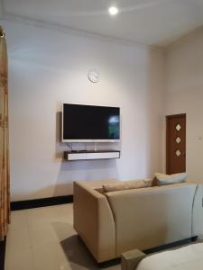 Navastay Joglo Mountain Resort Puncak