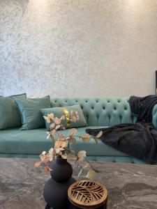 Elegant 2BR BW Apartment 2 Bathrooms -Private Garage A1 Residence Bw