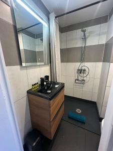 Studio cosy, 8 min à pied du Palais et de la Plage