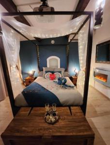 A lOrée des pins - Gite et spa de 30 m2- Options Home Cinéma, Romantique