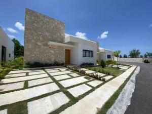 Oasis Villa 2B Private Pool Downtown PC