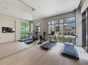 Luxury 1BR Beach Access Creek Beach