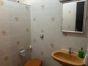 Casa de Veraneio perto da Praia Massaguaçu