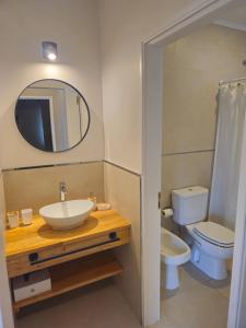 Raíces, Casas de Campo