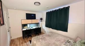 Modern Budget Stay - Moncton North