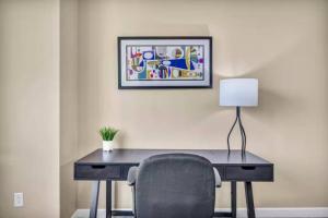 Cityview Escape • Stylish 1BR+Gym & Parking $