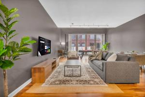 Playhouse Square Flat • Pool Table