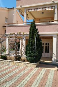 Apartment Zaboric 16492a