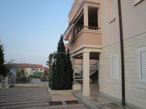 Apartment Zaboric 16492a