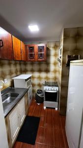 Apartamento Centro Capão da Canoa, uma quadra da praia SEM BOX