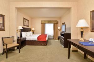 King Room - Disability Access/Non-Smoking room in Comfort Inn & Suites Jerome - Twin Falls