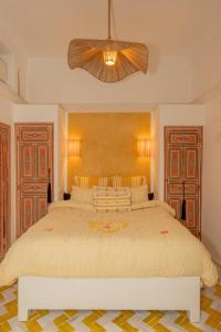 Private Medina Riad Pool Rooftop Jacuzzi Breakfast Included
