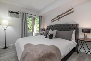 1 Bed, Hot Tub, FREE parking & in-suite laundry