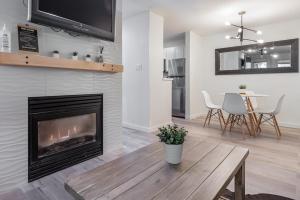 1 Bed, Hot Tub, FREE parking & in-suite laundry