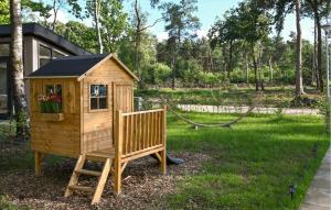 Stunning Home In Hellendoorn With Wifi