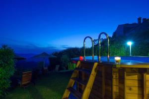 Holiday house with a swimming pool Draguc, Central Istria - Sredisnja Istra - 25162