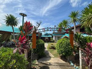 PhaluaiHomestay พะลวยโฮมสเตย์ บ้านไม้