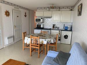 Appartement à Fort-Mahon-Plage : proche plage, confort - FR-1-482-169