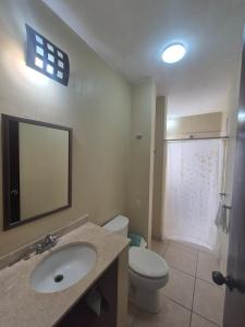 Amplio depto en el corazón comercial de Boca