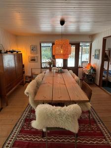 Cozy And Colourful Holiday Home In Skovgårde