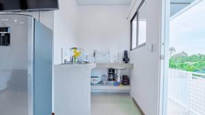 Butterfly House - Centric 2BR with shared pool