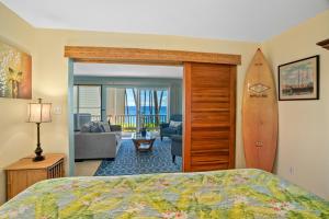 Direct Oceanfront Poipu Palms 101, Stunning Views, Pool, Sunsets, Beaches, Ground Floor access