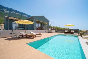Villa Katoikia Dio by Villa Plus