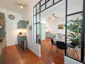 Plein centre dAix, bel appartement T2 rénové