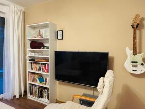 Bronowice Art Garden - Cozy Apartment with Garden and Parking