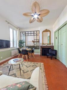 Plein centre dAix, bel appartement T2 rénové