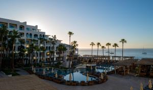 ME Cabo – Adults Only