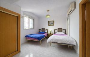 2 Bedroom Beautiful Home In Torrevieja