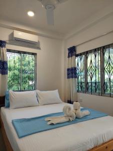 Sunrise Beach Villa