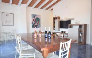 Lovely Apartment In Laureana Cilento