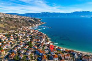 Apartment Luiza with Terrace