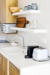 Villa Joumy, Family Friendly, Pool, Close to Town