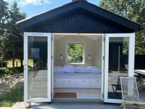 Holiday Home With Hot Tub In Sjællands Odde
