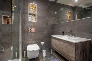 The Quadrant - The Botanical Suite