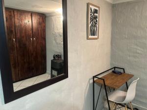 Cozy Private Garden Guest Suite