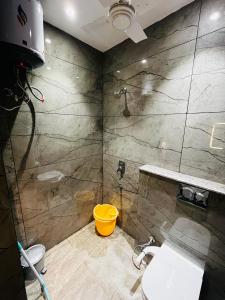 Urban Deck Stylish & Cozy 3BHK Home