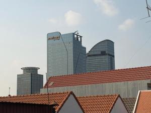 Independent Fully Furnished Apartment near River Side & Central Market Available