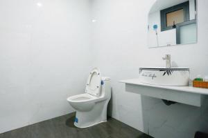 Italian-style hut bungalow