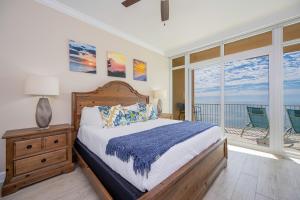 Phoenix Gulf Towers 2201 condo