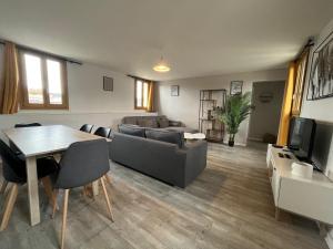 Bel appartement lumineux - quartier La Doutre - 4 personnes -