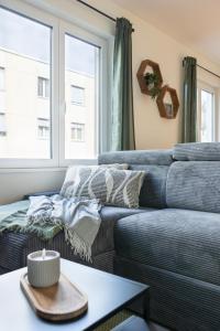 Central Alpine Stay - Modern & Free Parking