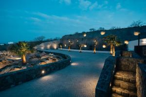 Santorini Cave Luxury Suites