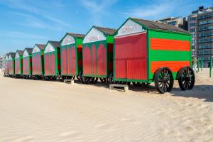 Magrittes Seadreams A0101